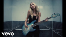 Blu DeTiger 'Elevator' music video