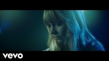 Lucy Rose 'Floral Dresses' music video