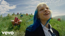 Devon Again 'People v. Maryanne Sue' music video