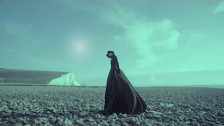 Penelope Trappes 'Nervous' music video