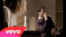 Maroon 5 'Sunday Morning' music video
