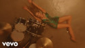 Miley Cyrus 'End of the World' music video