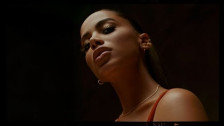 Anitta 'Não Perco Meu Tempo' music video