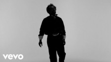 Cautious Clay 'Green Screen' music video