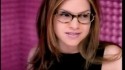 Lisa Loeb 'Taffy' Music Video