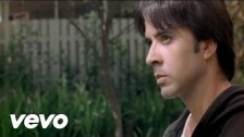 Luis Fonsi 'No Me Doy Por Vencido' music video