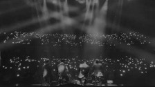 Blue 'Flowers' music video