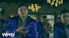 Banda Carnaval 'En Qué Cabeza Cabe' music video