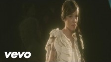 Alizée 'A cause de l'automne' music video