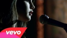 Selena Gomez 'Same Old Love' music video