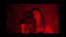 Marie Davidson 'Balade Aux USA' music video