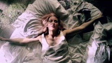 Ellie Goulding 'Figure 8' music video