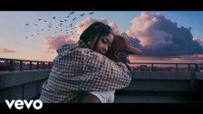 TiaCorine 'Fall in Love' music video
