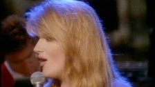 Trisha Yearwood 'The Song Remembers When' music video