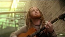 Newton Faulkner 'Clouds' music video