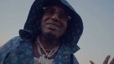 HoneyKomb Brazy 'Fish and Grits' music video
