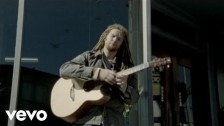 Newton Faulkner 'Dream Catch Me (US Version)' music video