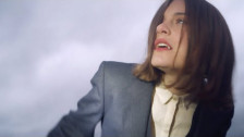 Sophia Kennedy 'I'm Looking Up' music video