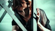 Florence + The Machine 'No Light, No Light' music video