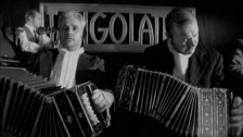 La Mosca Tse-Tse 'Muchachos, Esta Noche Me Emborracho' music video