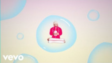 Teddi Gold 'Thought Bubbles' music video