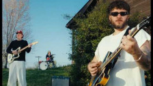 The Band CAMINO 'HOLLY!' music video