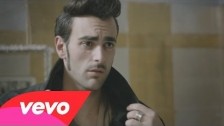 Marco Mengoni 'L'essenziale' music video