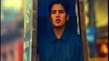 Tanita Tikaram 'I Might Be Crying' music video