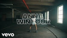 Azealia Banks 'Anna Wintour' music video