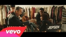 Carly Rae Jepsen 'I Really Like You' music video
