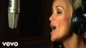 Kristin Chenoweth 'Christmas Island' Music Video
