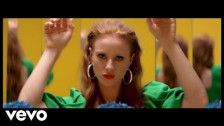 Vera Blue 'Lie To Me' music video