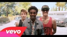 Shwayze 'Kick It' music video