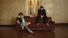 Nicky Jam x Beéle 'Ta´ bien' music video