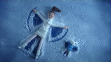 Laufey 'Santa Claus Is Comin' To Town' music video
