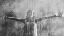 Anitta 'Aceita' music video
