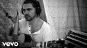 Juanes 'Mil Pedazos' Music Video