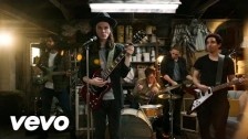 James Bay 'Best Fake Smile' music video