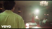 Carly Rae Jepsen 'Don’t Leave Me on the Dance Floor' music video