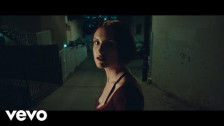 Muna 'Stayaway' music video
