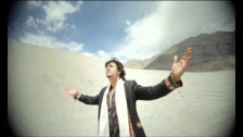 Sonu Nigam 'Gayatri Mantra' music video