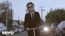 Phoebe Bridgers 'Motion Sickness' music video