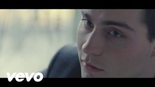 Douwe Bob 'Pass It On' music video