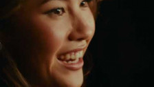 Emei 'Molly' music video
