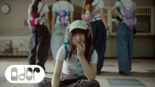 NewJeans 'OMG' music video