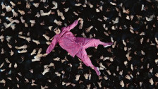 Oliver Tree 'Bounce' music video