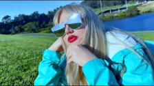 Goo Munday 'Pastel Locket' music video