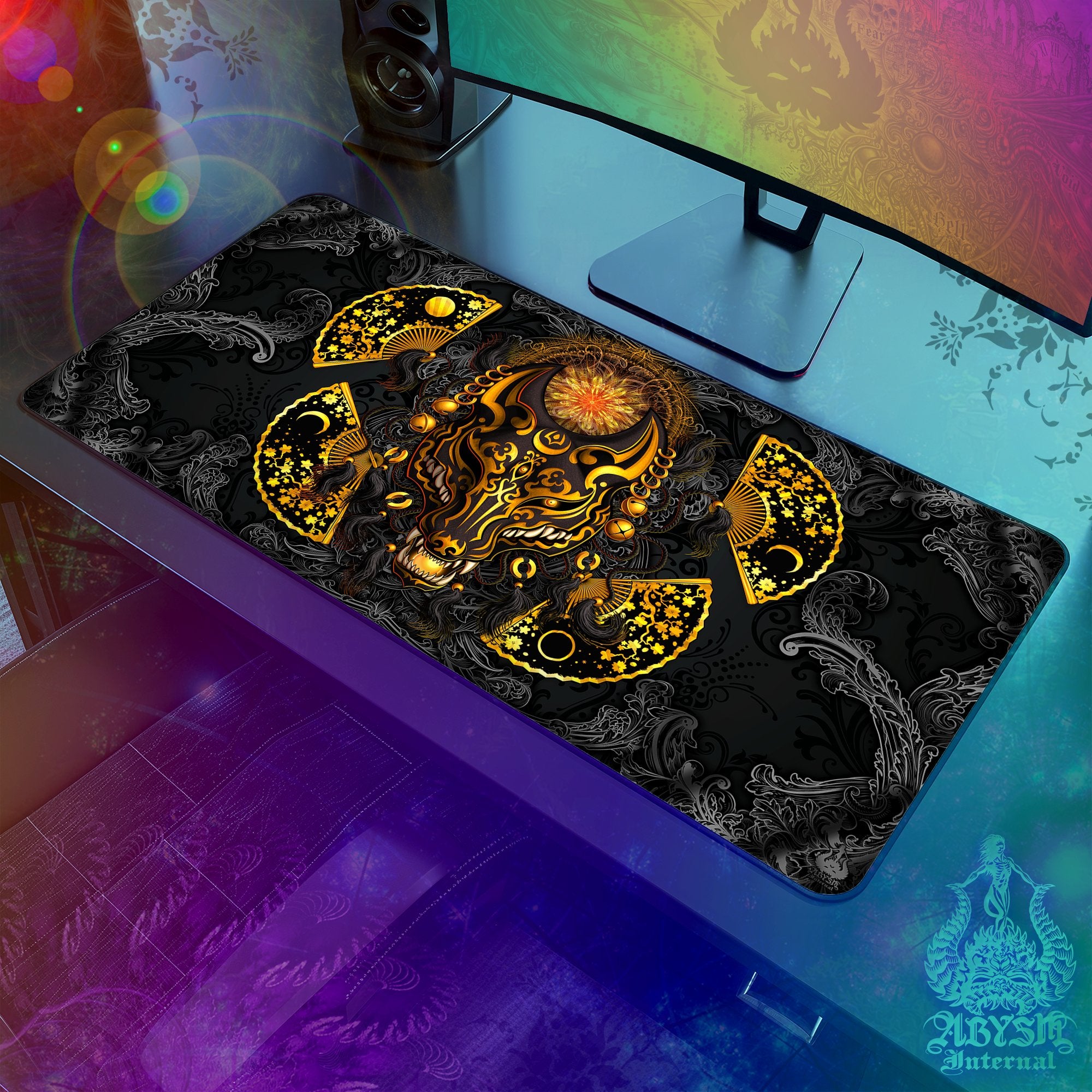 Kitsune Gaming Mouse Pad, Fox Mask Desk Mat, Japanese Manga Wolf Table Protector Cover, Anime Okami Workpad, Youkai Art Print – Gold Black