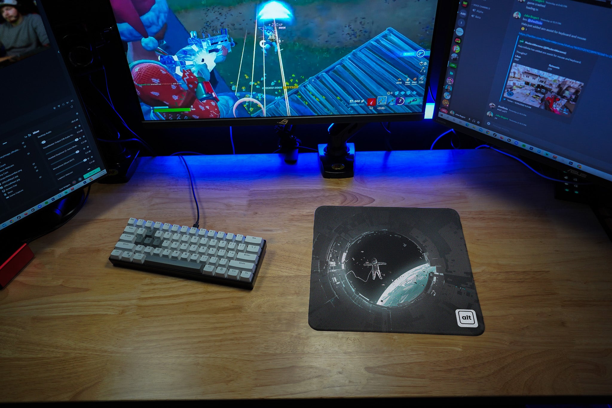 On the Moon Mousepad On the Moon Mousepad