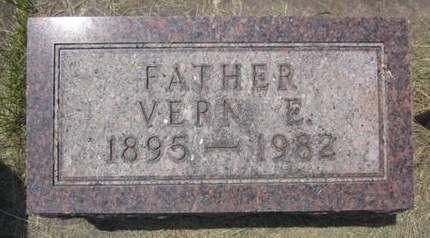 DOWNING, VERN E. - Allamakee County, Iowa | VERN E. DOWNING 